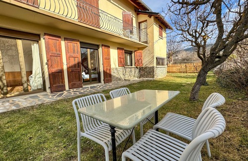 Palau-de-Cerdagne Apartment | Le Petit Jardin de Palau