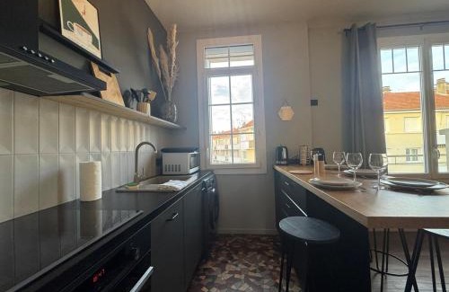 Quartier de France Apartment | Le petit Lyautey - Retro-chic atmosphere