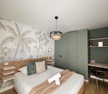 Bourg-l'Eveque Apartment | Le Petit Mail, Centre de Rennes