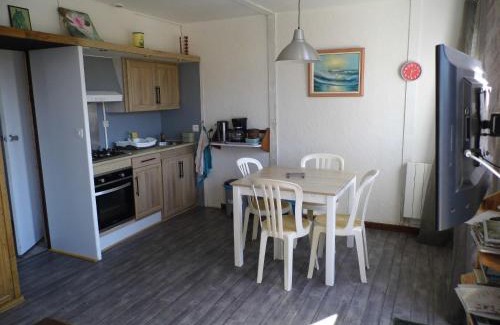 Nouan-le-Fuzelier Apartment | le petit marais n1