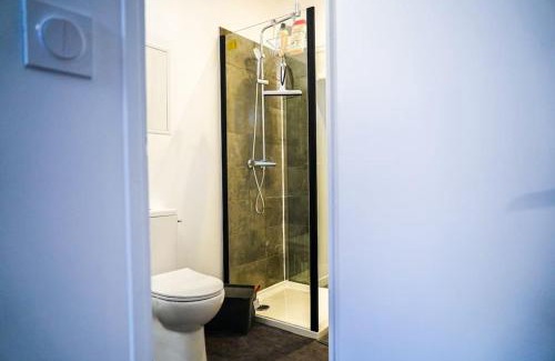 Chateauroux Apartment | Le Petit Marin Cosy Netflix & Wifi Proche Centre-Ville