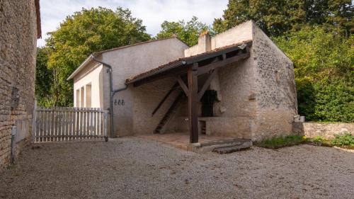 Civaux House | Le Petit Mona Céléna