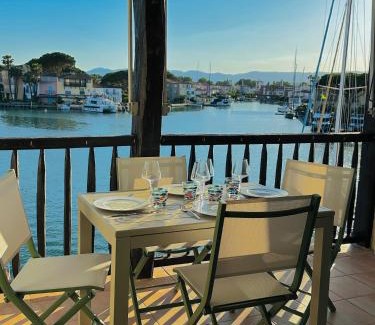 Port Grimaud Apartment | le petit mouillage, à 100 m de la plage
