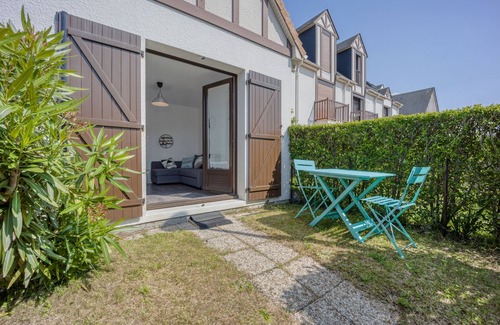 Courseulles-sur-Mer Apartment | Le Petit Normand - Studio avec jardin à 500 m de la plage