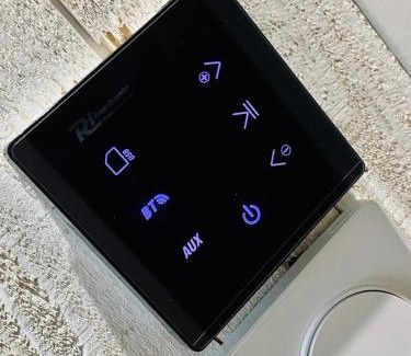 Longue-Jumelles House | Le Petit Puits