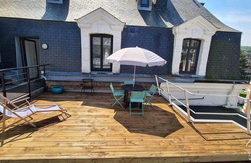 Dieppe Apartment | Le Phare Dieppois by JPS Holiday - Chaleureux Appartement au Cœur de Dieppe