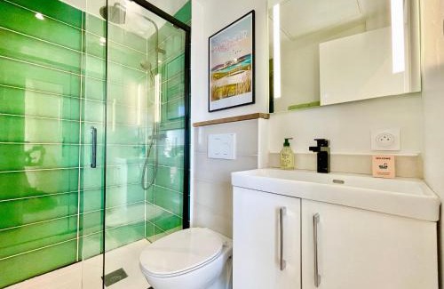 Le Fort Bloque Apartment | Le Phare Ouest - 80 m De La Mer - Vue Océan Sur Le Balcon - Entièrement Rénové - Internet Haut Débit - NOUVEAU