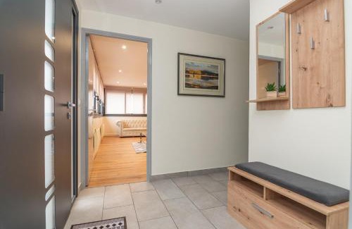 Montcenis Apartment | Le Pied à Terre de Montcenis - Appt avec parking privé