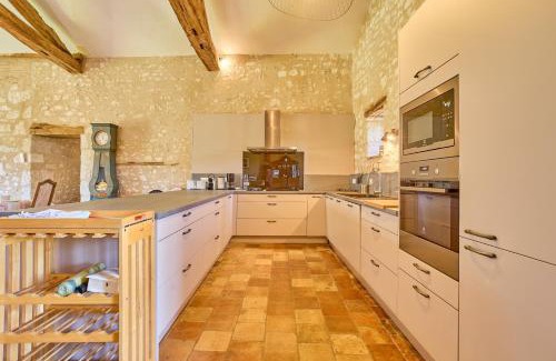 Thenac House | Le Pigeonnier - Piscine Privée et Jacuzzi