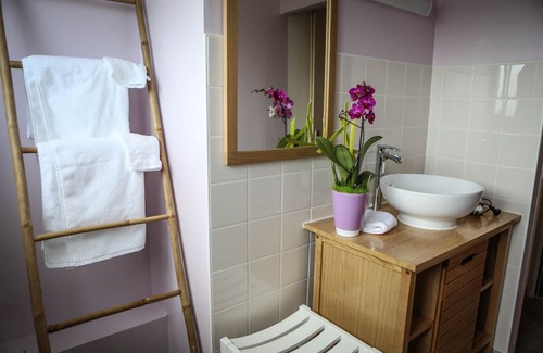 Bourbon-Lancy House | Le Pont de la Loire