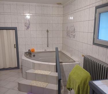 Saint-Lattier House | Le Pouyet