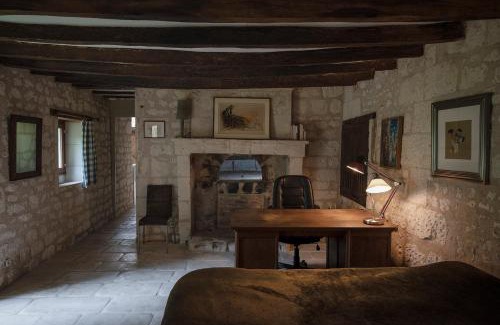 Ligre House | Le pressoir du prieuré