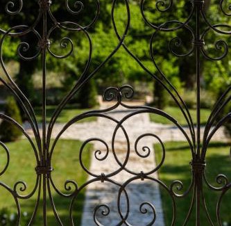 Le Thoronet Hotel | Le Prieuré - Château La Martinette