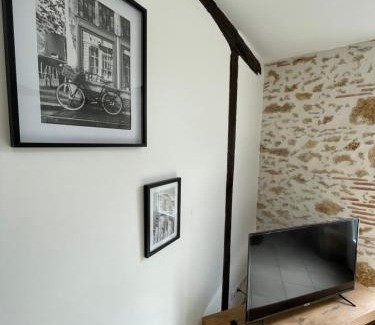 Cazaubon Apartment | Le Pyrénéen - L'industriel - Maison Cosy