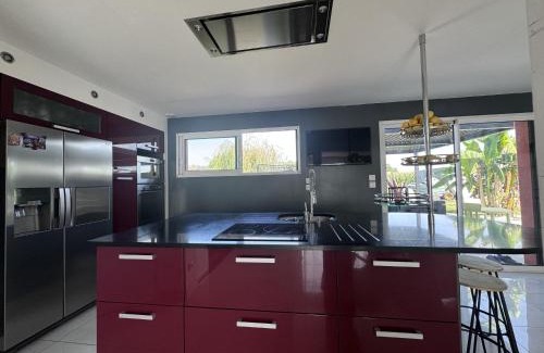 Saint-Mars-d'Outille House | Le QG des Bolides - 15 pers - Circuit - Rêve au Mans