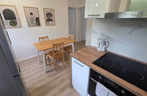 Arras Apartment | Le quai 22, Arras station - 3 bedrooms and 3 bathrooms