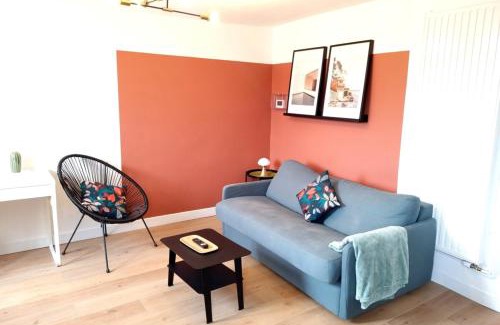 Saint-Martin-du-Littoral Apartment | Le Rêve Suspendu