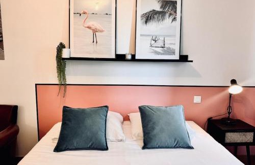 Moulin du Comte Apartment | Le Reflet, 2 bedrooms, balcony view of Vilaine