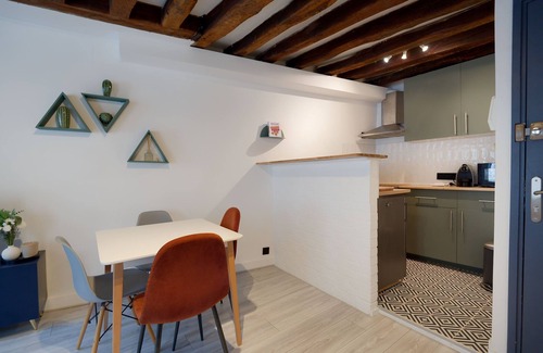 Fontainebleau Apartment | Le refuge Bellifontain - Au cœur de la ville