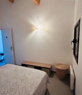 Saint-Jean-de-Vedas Apartment | Le refuge de Camille