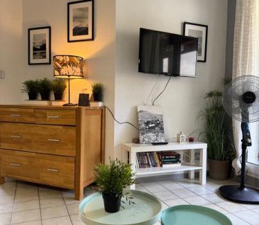 Digne-les-Bains Apartment | "Le refuge des bains" - Piscine partagée - Balcon