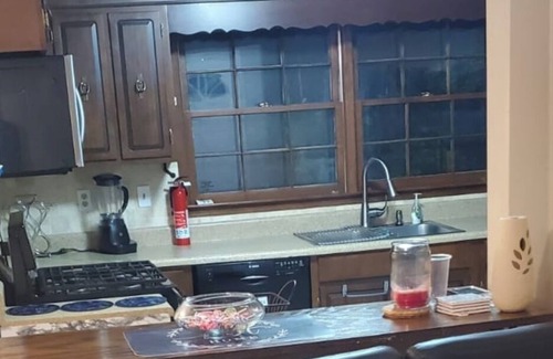 Douglasville House | Le Refuge The best vocational house in Douglasville, GA