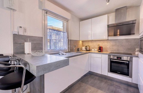 Villeneuve-Loubet Apartment | LE REGENT PARK Appartement for 6 By Sunset