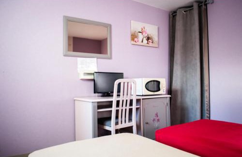 Vibraye Hotel | Le relais du chapeau rouge