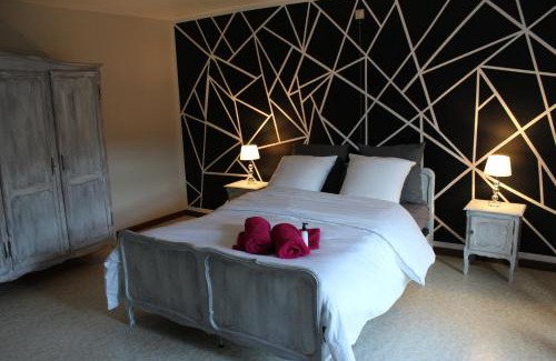 Tenneville House | Le relais du cheval blanc