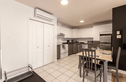 La Cite-Limoilou Apartment | Le Relax fraichement renové au coeur de québec