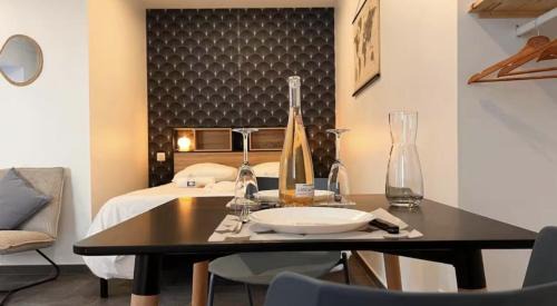 Le Creusot Apartment | Le Repaire Calme Central Cosy