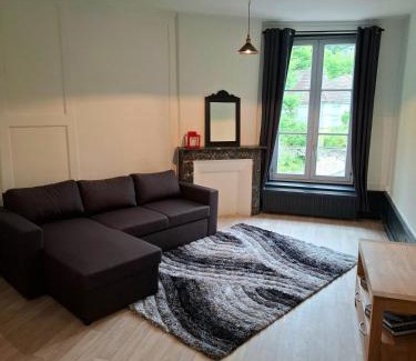 Sedan Apartment | Le repos de Turenne