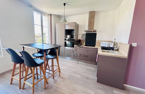 Rochefort Apartment | Le République 7 - Apartment in the city center & close to the thermal baths