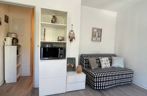 Port Marianne Apartment | Le Rêveur: on the banks of the Lez & espace Richter