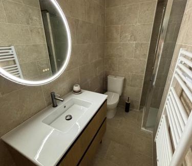L'Ile-Rousse Apartment | Le Rocher - Appt pour 6 climatisé avec piscine