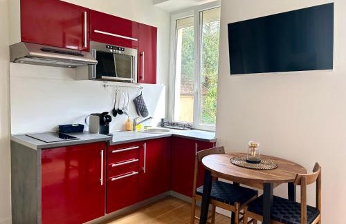 Chantiers Apartment | Le Roi Soleil - Proche Avenue de Paris - Cozy