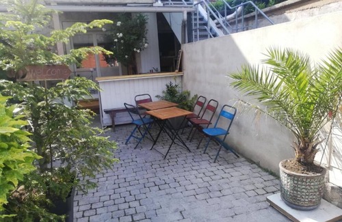 Chateau-Thierry House | Le ROOSEVELT, B&B combined with Cave 204