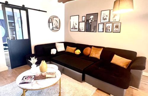 Fontainebleau Apartment | Le Royal Deluxe Fontainebleau Centre #Chateau #Insead