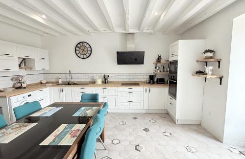 Yvre-l'Eveque House | Le Sablon Blanc - 6pers - Rêve au Mans