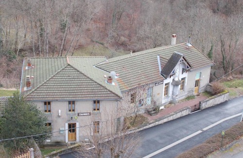 La Chabanne Cottage | Le Saillant Cottage: Bourbon Mountain Relax, Pets Welcome, Garden, up to 14 people