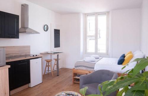 Dinan - Saint-Malo Apartment | Le Saint-étienne studio moderne et lumineux
