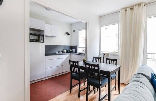 Part Dieu - Bir Hakeim Apartment | Le Saint Amour 2 persons with balcony Garibaldi Saxe