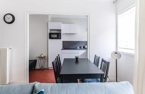Part Dieu - Bir Hakeim Apartment | Le Saint Amour 2 persons with balcony Garibaldi Saxe