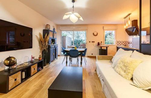 Villejean Apartment | Le Saint Cyr - bel appartement, parking & terrasse