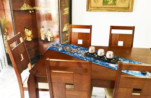 Hai El Moudjahiddine Apartment | Le Santa Cruz