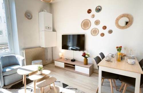 Centre ville - Urbanistes Apartment | Le Savigny - CONFORT HÔTE