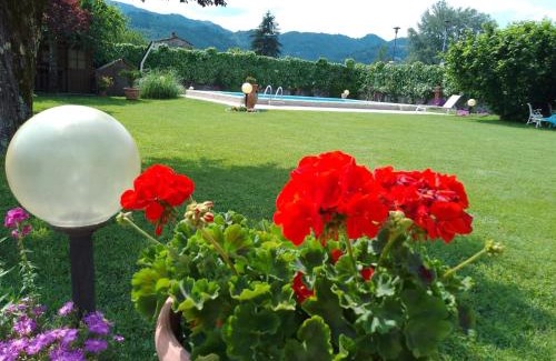 Mologno House | Le sette fontane