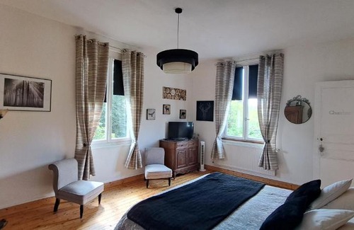 Saint-Gatien-des-Bois House | Le Soleil Levant