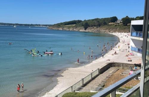 Concarneau Apartment | Le Souffle Marin CONCARNEAU - VUE MER panoramique direct sur la plage des Sables Blancs FIBRE Parking PRIVÉ Secure PANORAMIC SEE VIEW direct ON BEACH