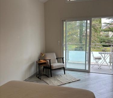 Arthaz-Pont-Notre-Dame Apartment | Le spacieux au dernier étage avec vue dégagée